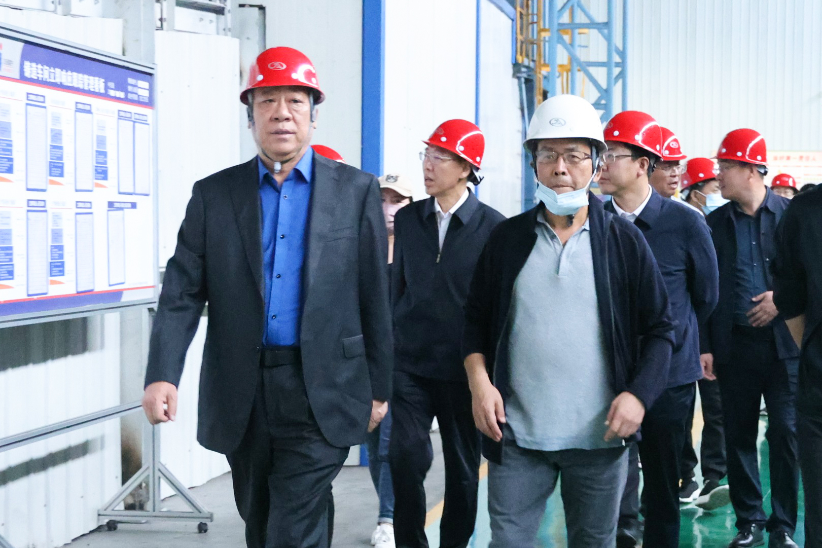 河南省礦山起重機(jī)有限公司 河南省礦山起重機(jī)有限公司