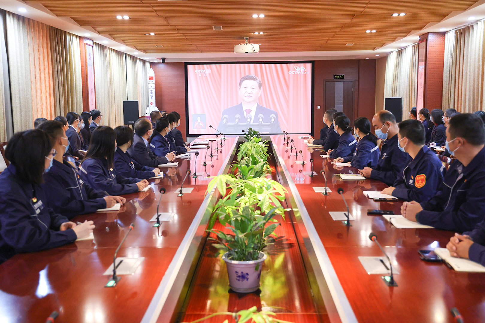 河南省礦山起重機(jī)有限公司 河南省礦山起重機(jī)有限公司